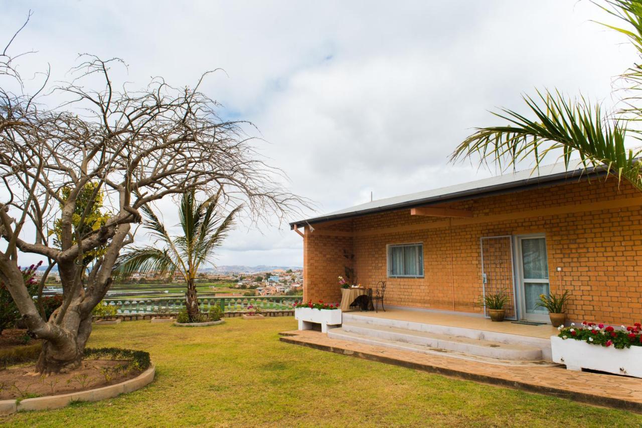 Somptua Garden Apartamento Ivato  Exterior foto